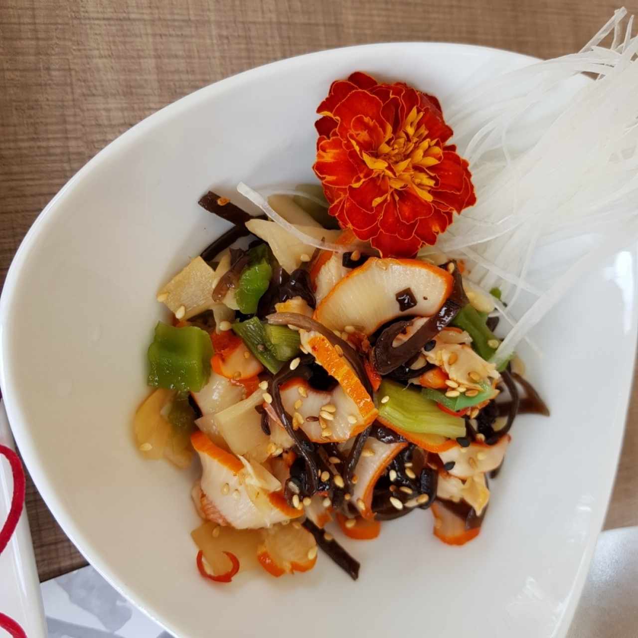 ENSALADAS - Ika Chuka Ae