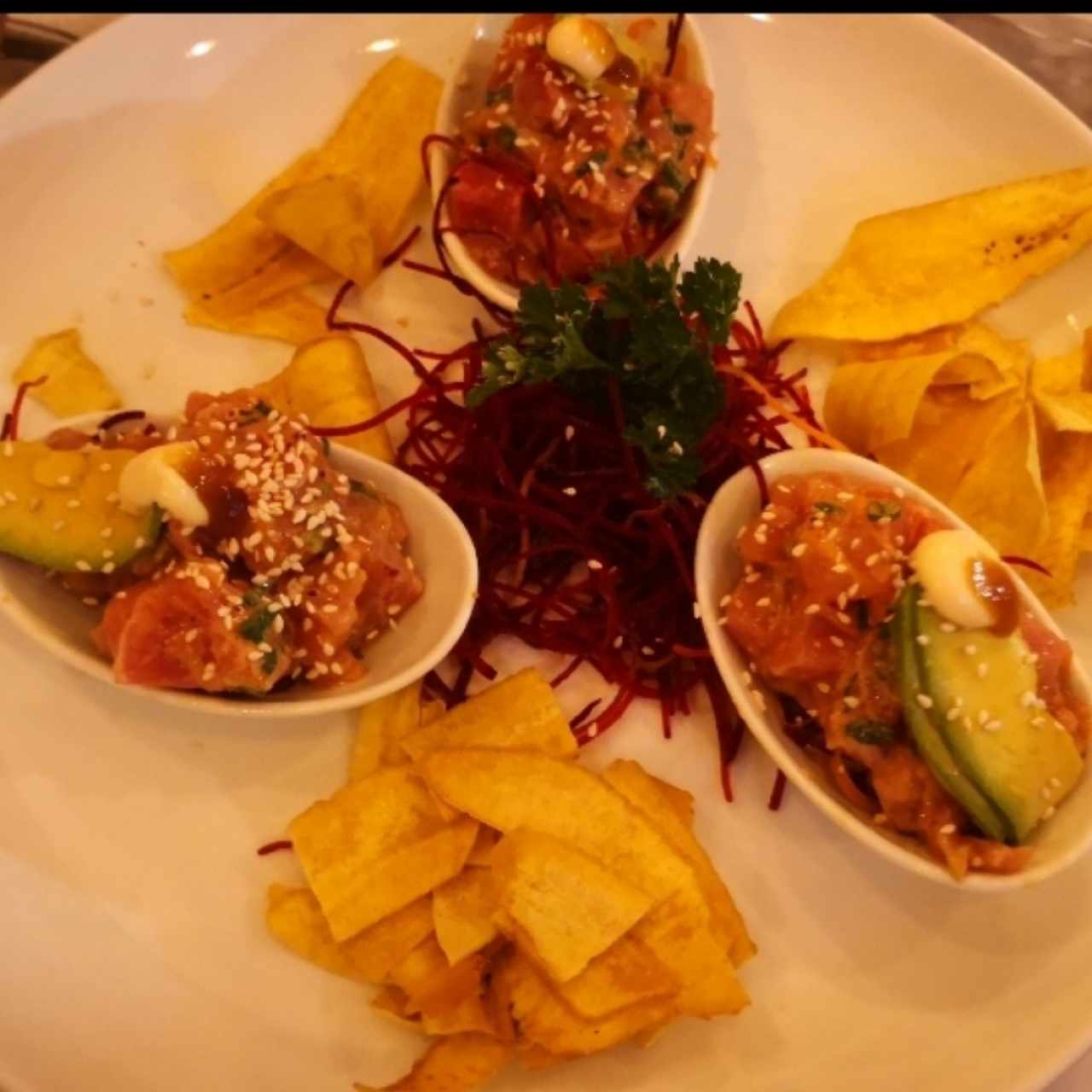 Entradas/Carpaccio - Tartare de Atún