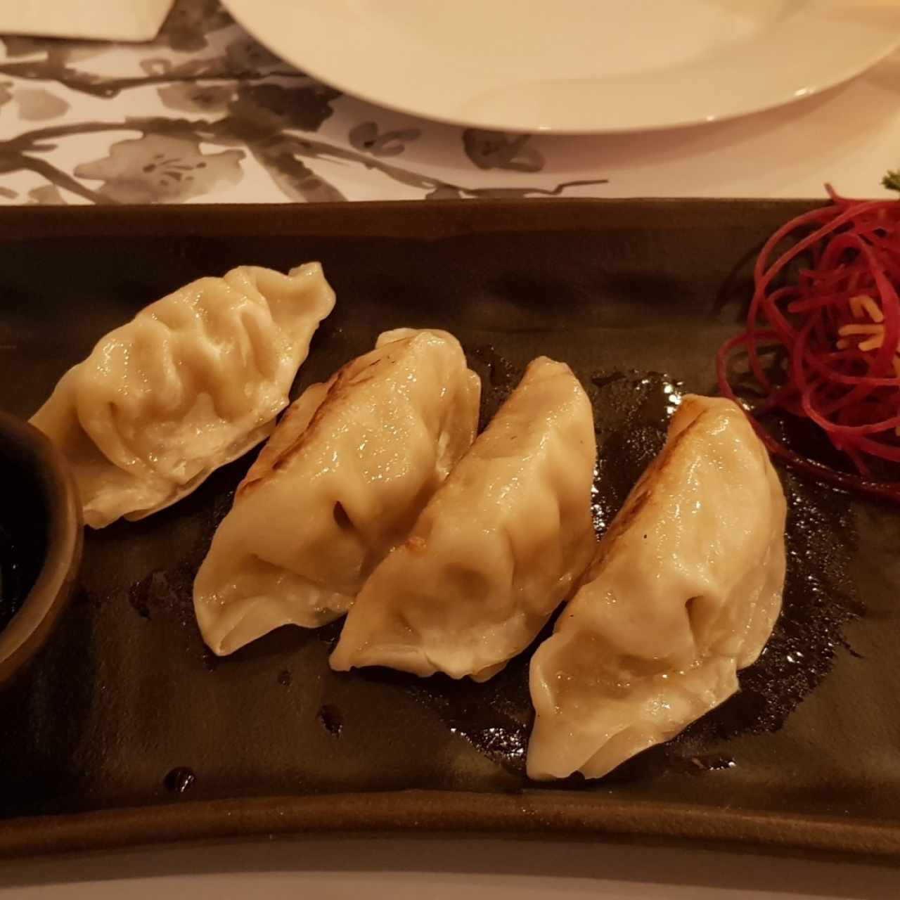 ENTRADAS - Gyoza (5 unidades)