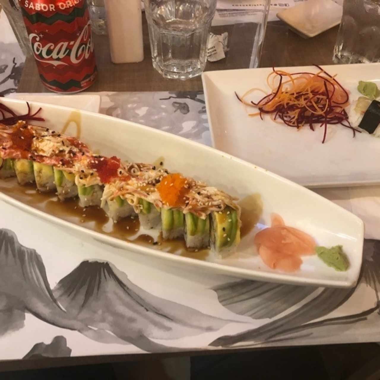 Rolls - Ato y Nigiri - Ama ebi