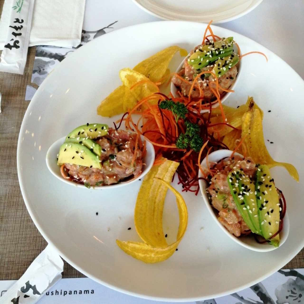 Entradas/Carpaccio - Tartare de Atún