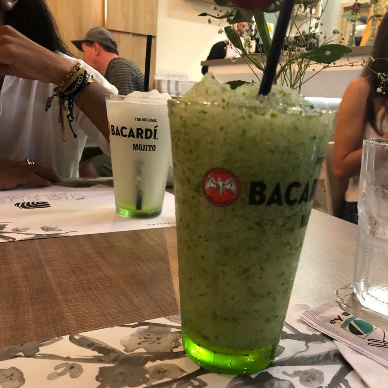 limonada de hierba buena