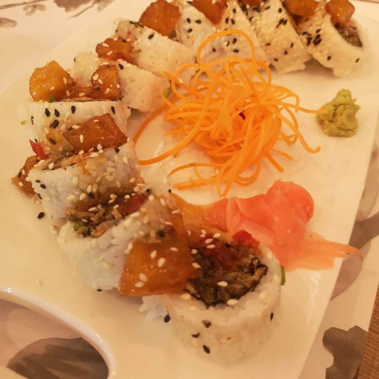 Rolls - Salmon Skin