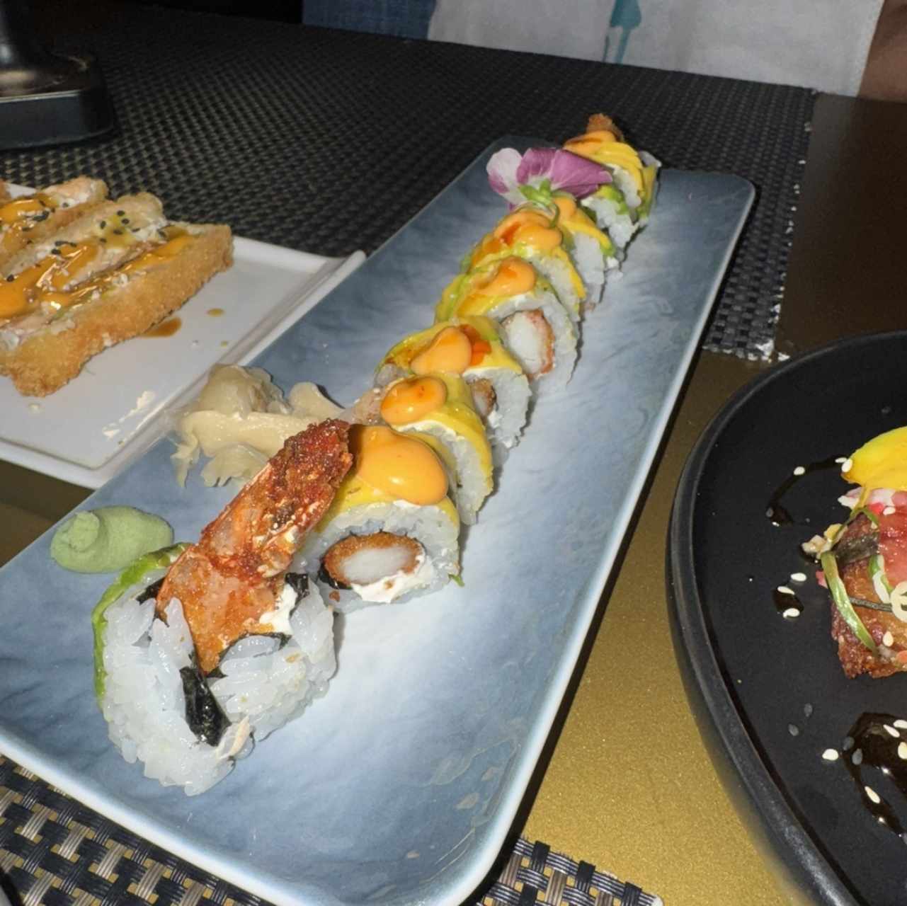 Dragon roll