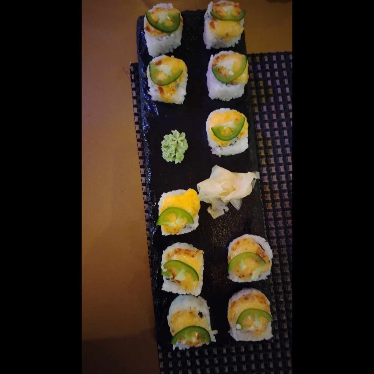 Akari Roll