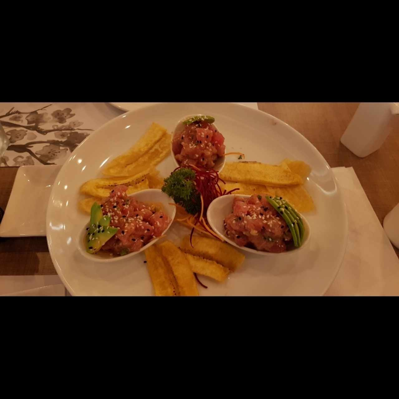 Entradas/Carpaccio - Tartare de Atún