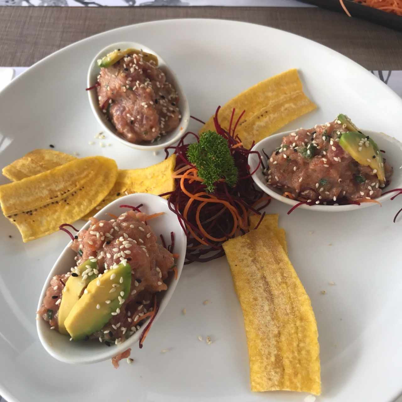Entradas/Carpaccio - Tartare de Atún