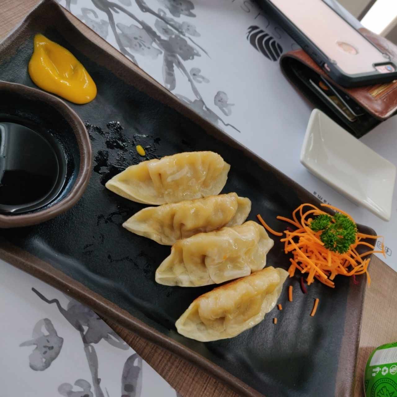 Entradas/Carpaccio - Gyoza (5 unidades)