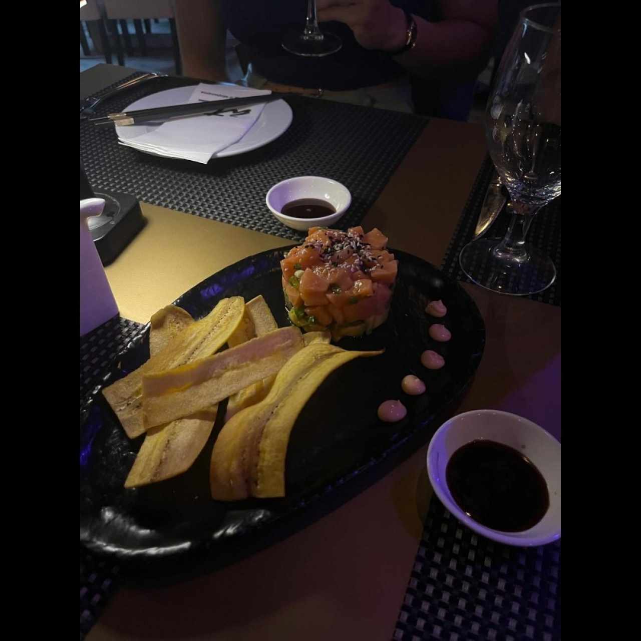 Entradas - Tartar de Salmón