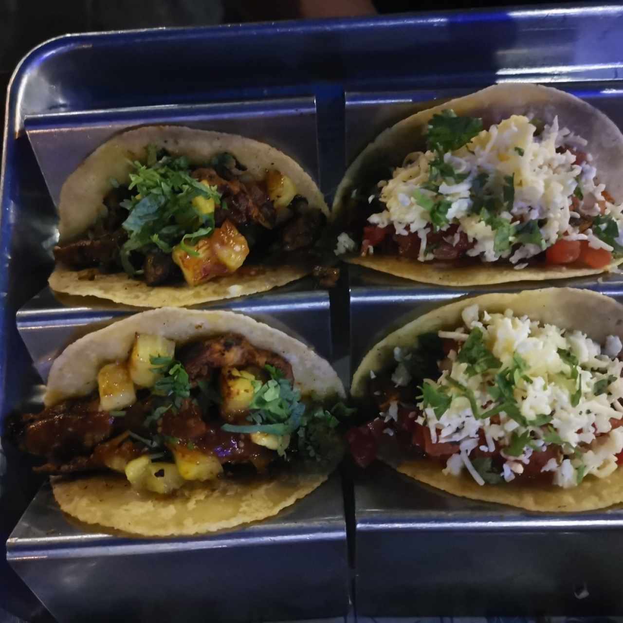 tacos al pastor y de pollo