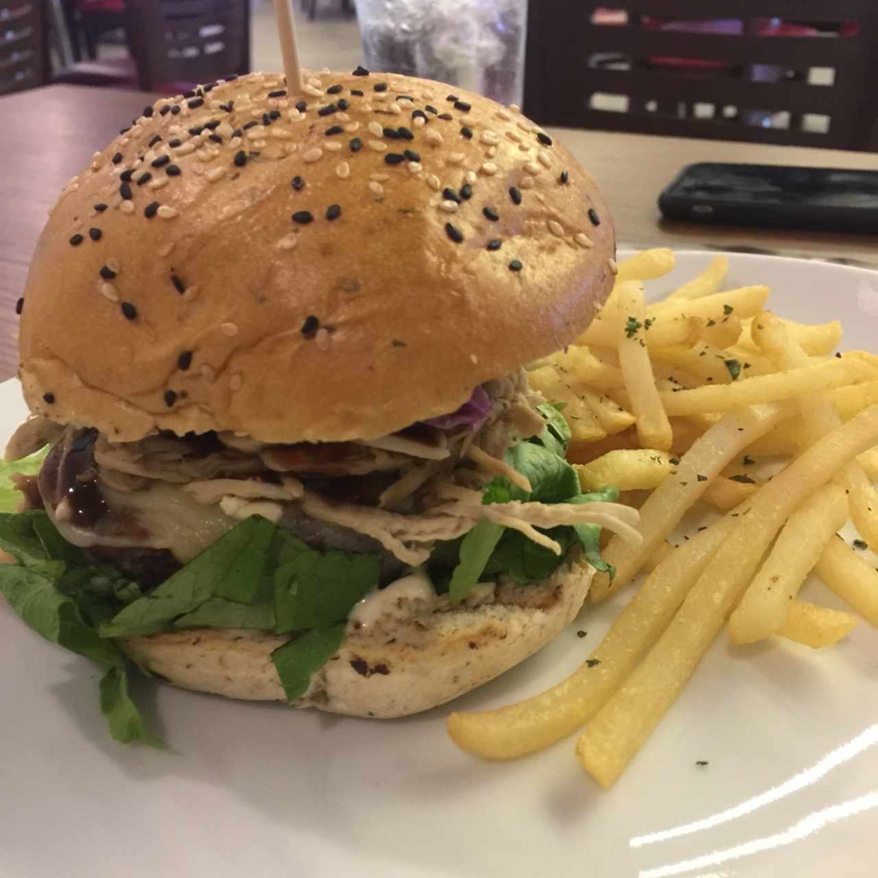 Mano de Piedra Cheese Burger