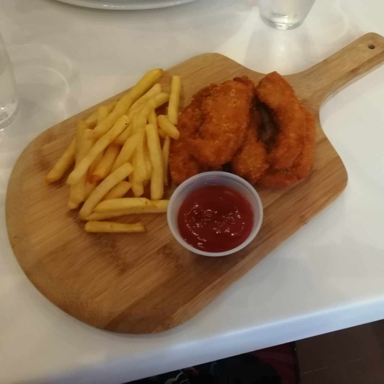 Menú Infantil - Chicken Fingers