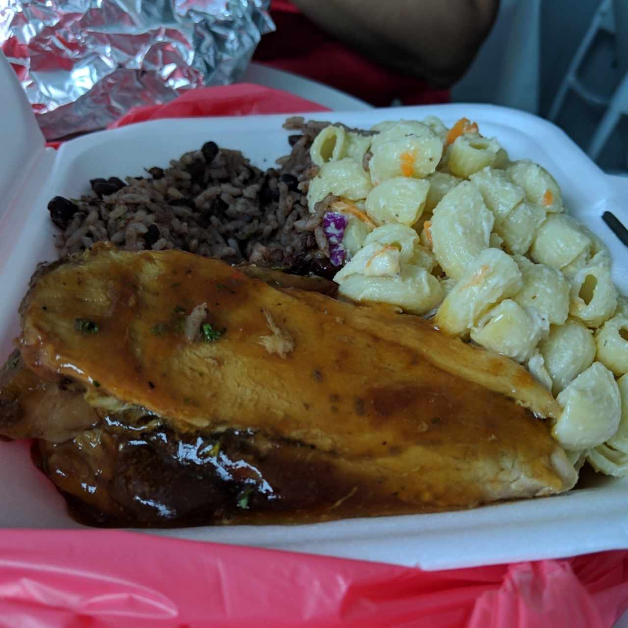 Pernil en salsa de Ostión