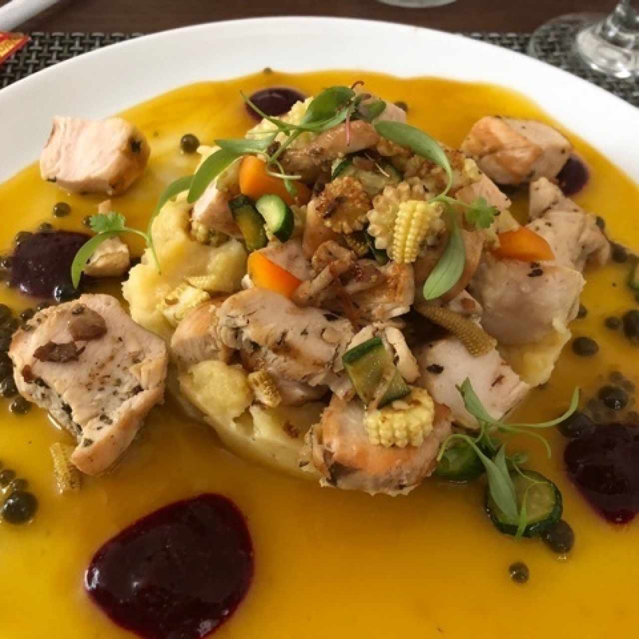 Pollo en Salsa de Maracuya
