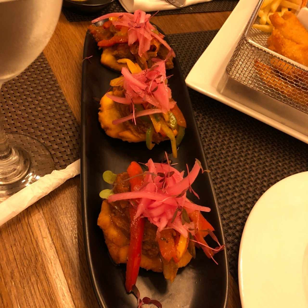 hojaldre con ropa vieja..