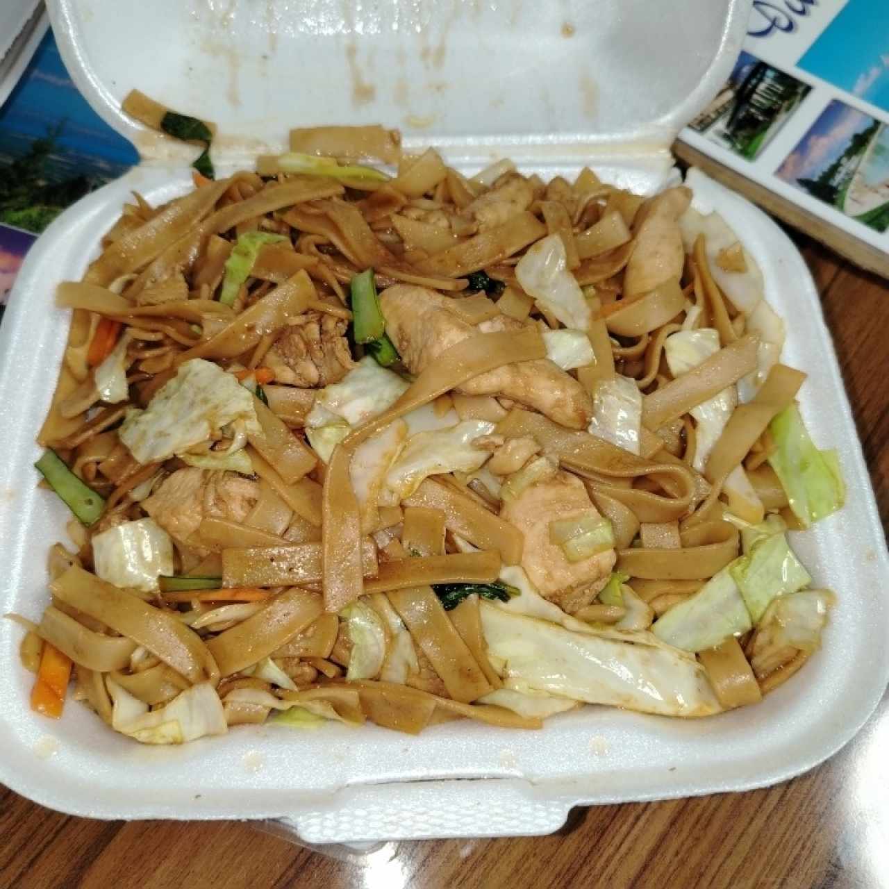 Fideo con pollo 