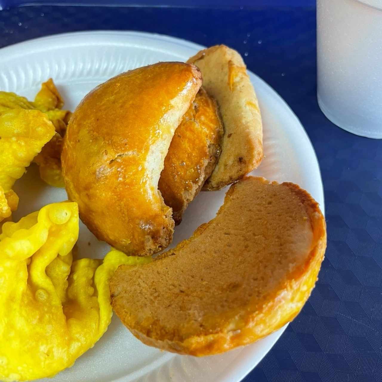 Empanada de Carne con Curry
