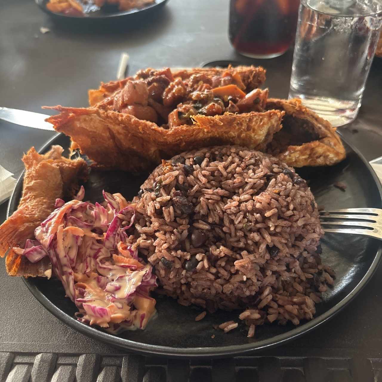 PESCADO ENTERO A LO MACHO