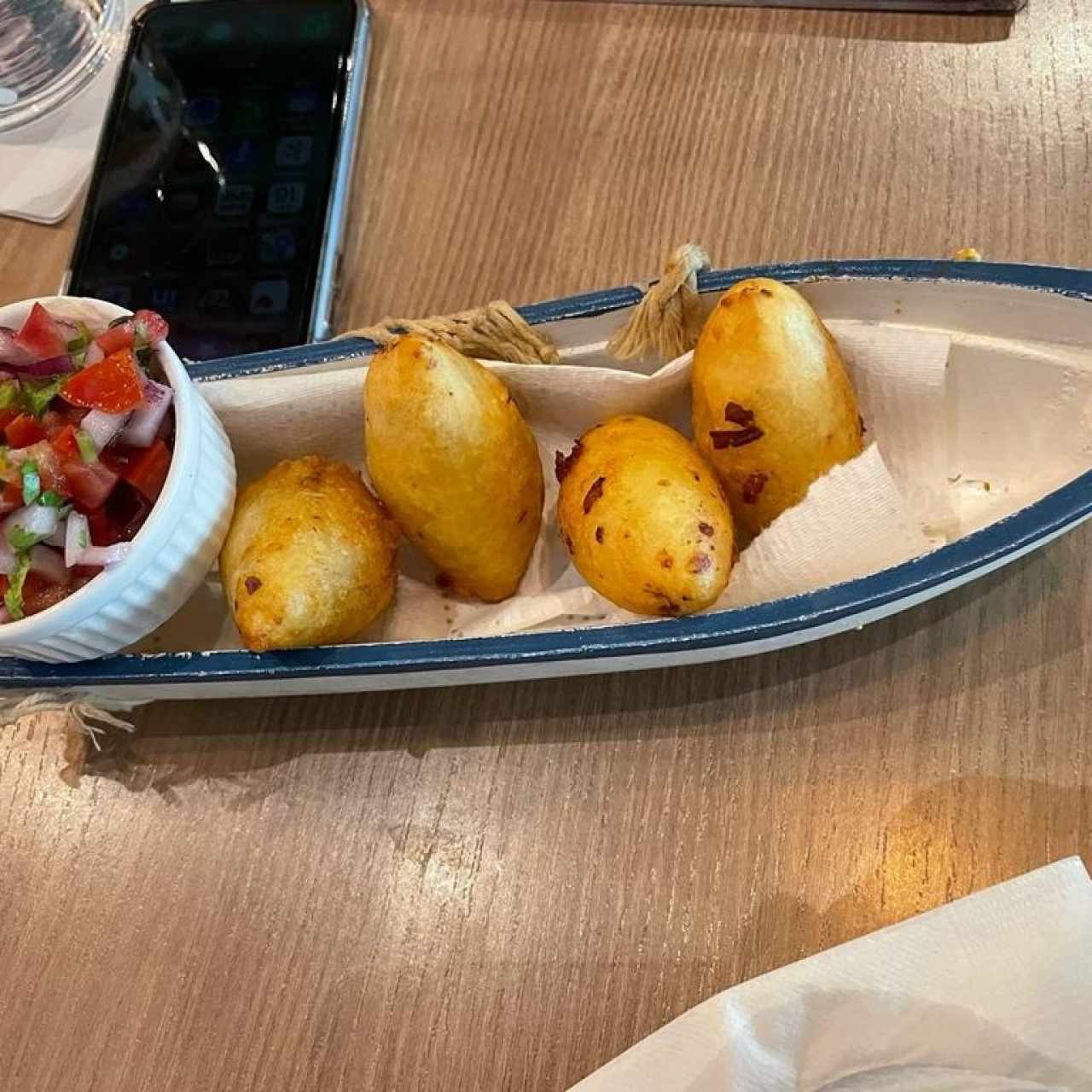 Carimañolas con Pico de Gallo