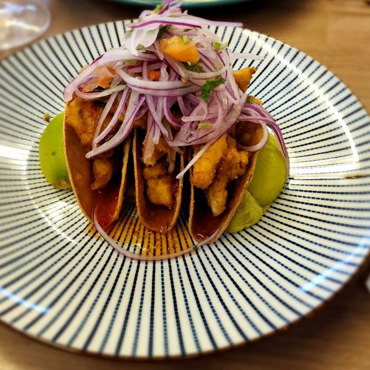 Piqueos Latinoamericanos - Fish Marea Tacos
