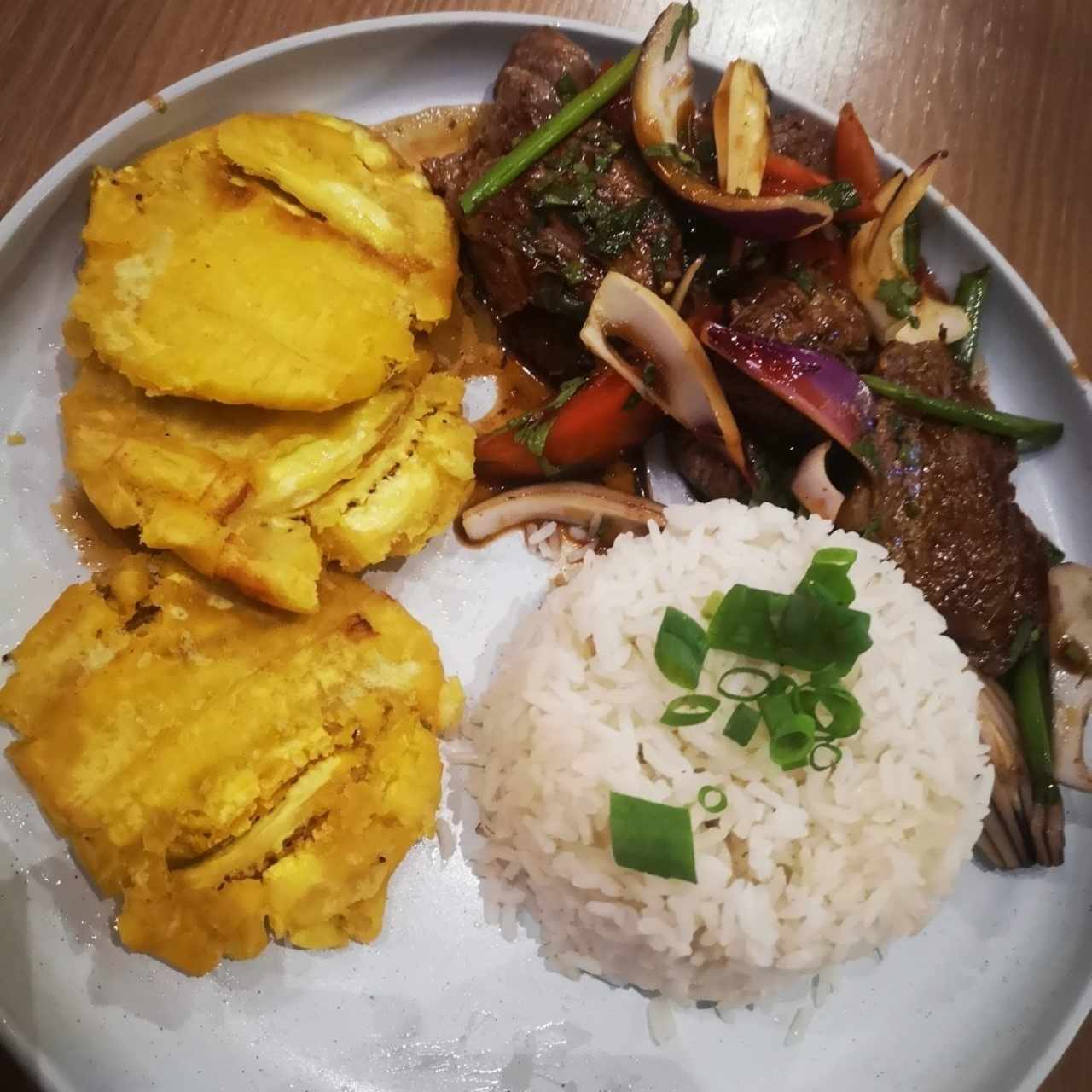Principales - Lomo Saltado