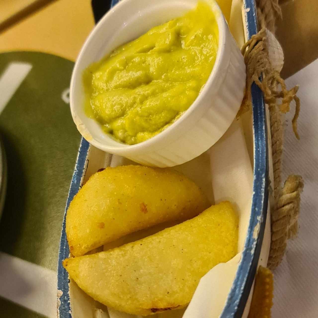 Piqueos Latinoamericanos - Empanadas Criollas