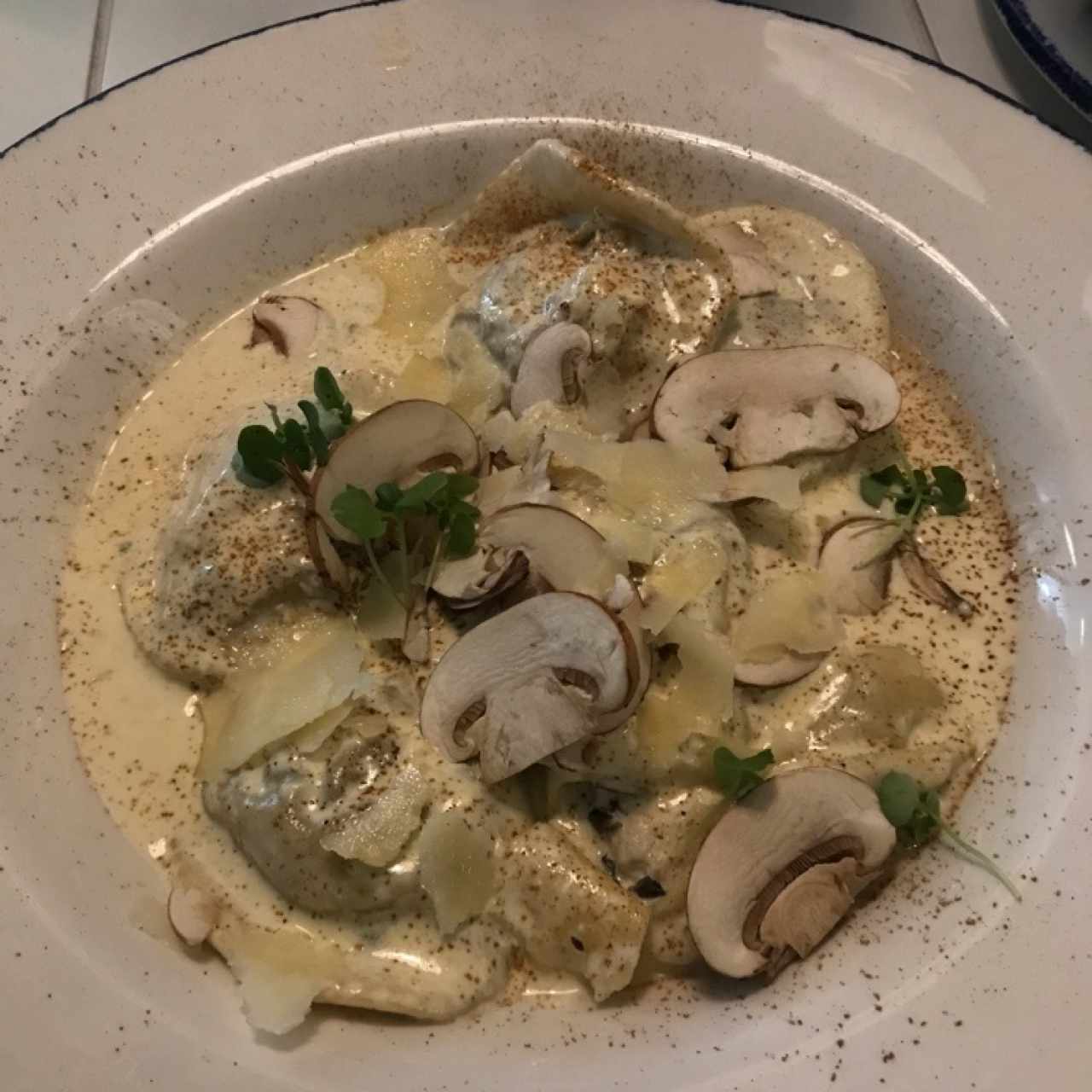 Tortellini funghi trufado