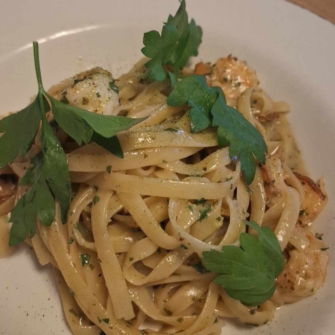 Fetuccini Aglio, Olio E Gamberetti