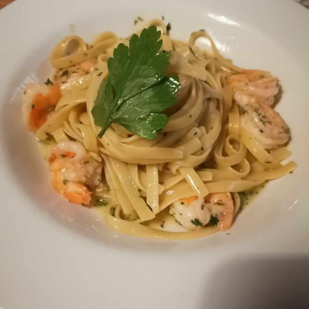Fetuccini Aglio, Olio E Gamberetti
