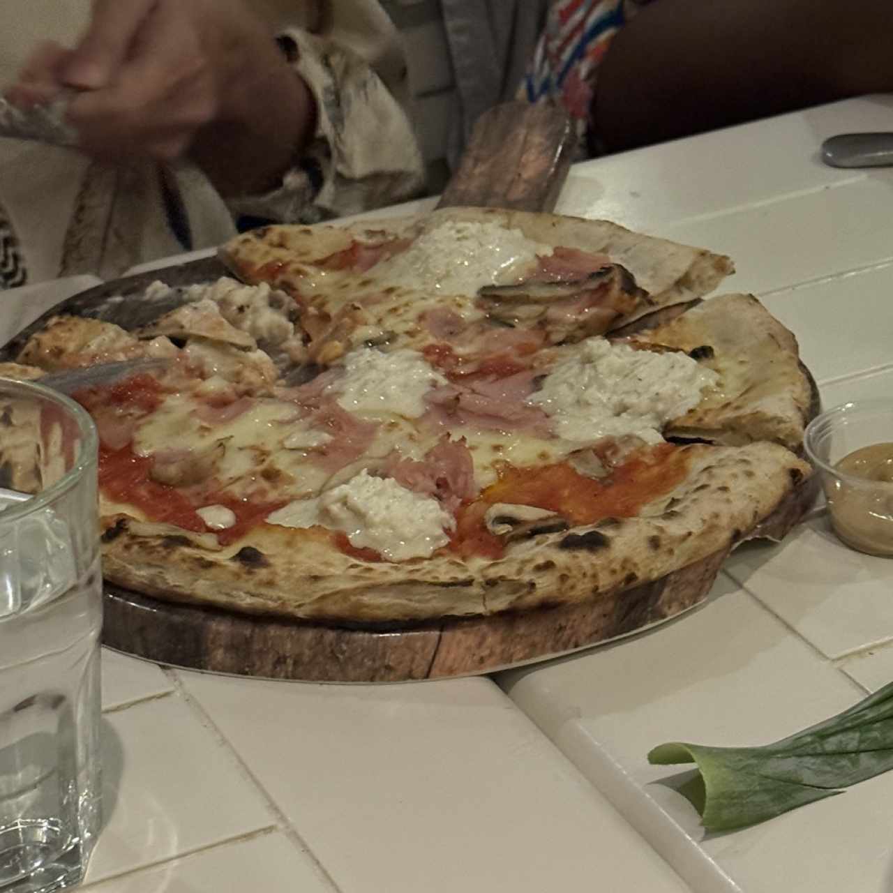 Piezas Extraordinarias - Pizza Miami Vice