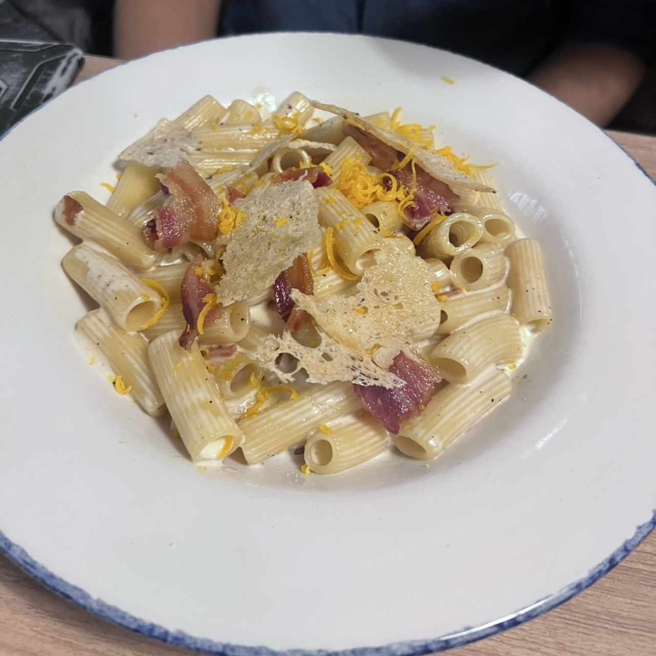 Rigatoni Ni Carbonara Ni Alfredo
