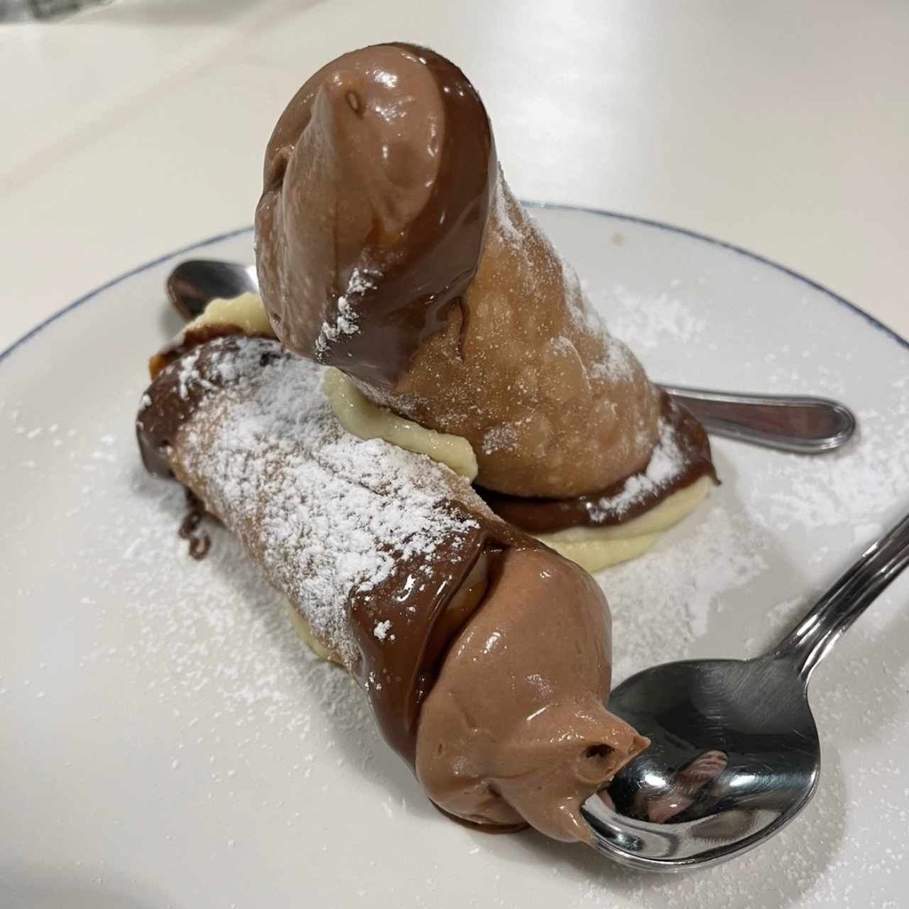 Dolci - Cannolli Nutella