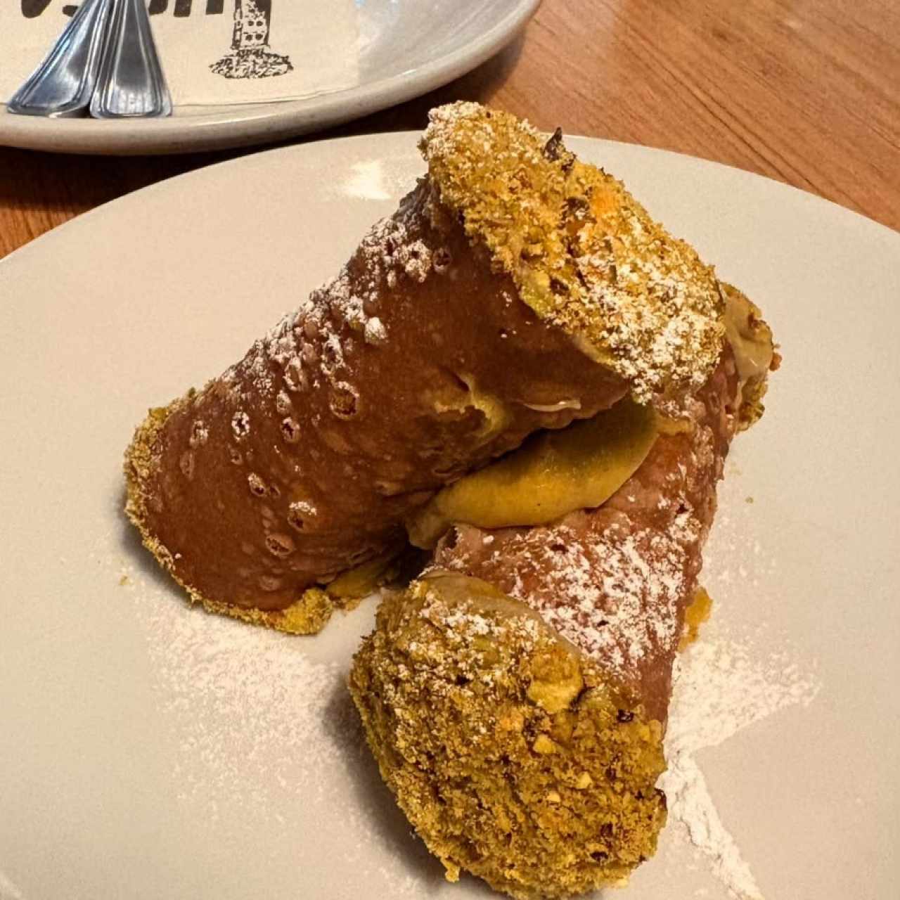 Canolli pistachio 