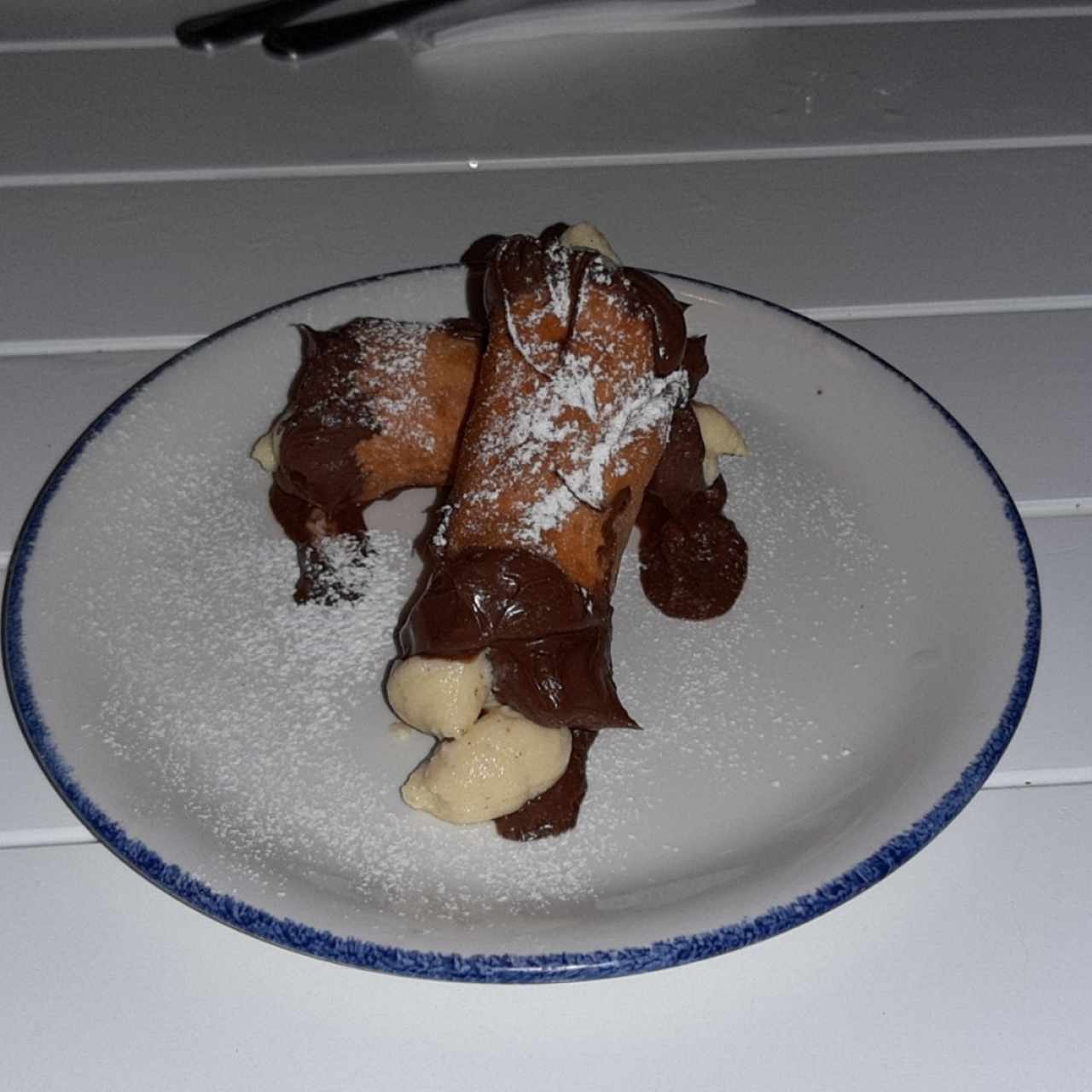 Canoli de Nutela
