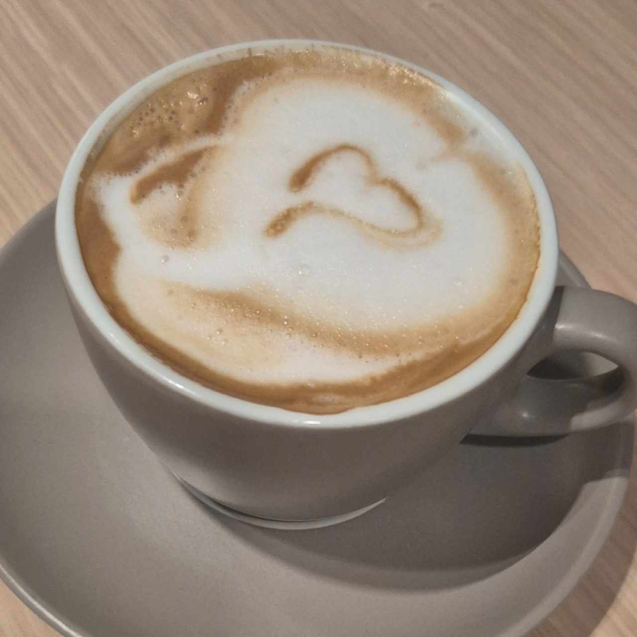 Capuchino con Leche de Almendra