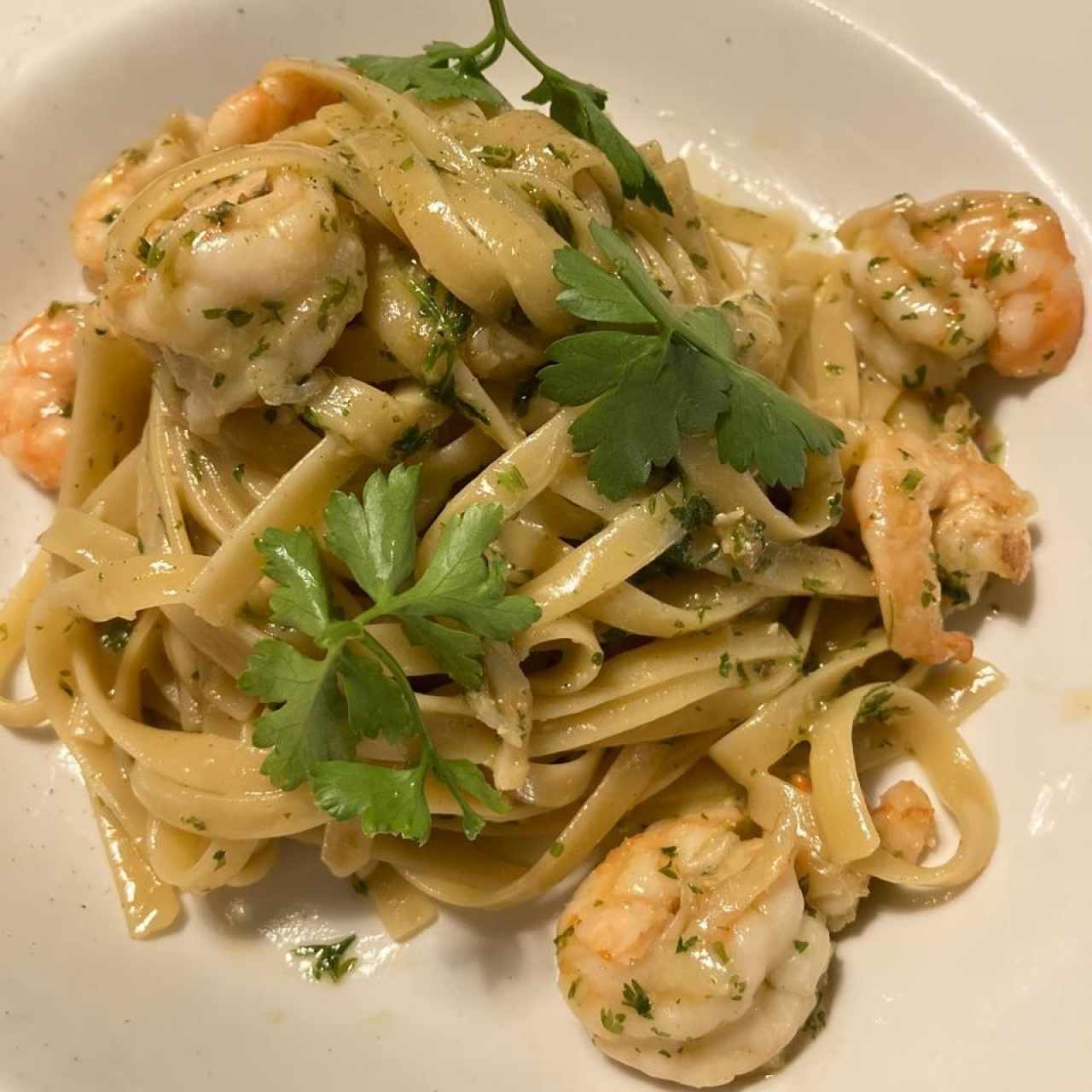 Fetuccini Aglio, Olio E Gamberetti