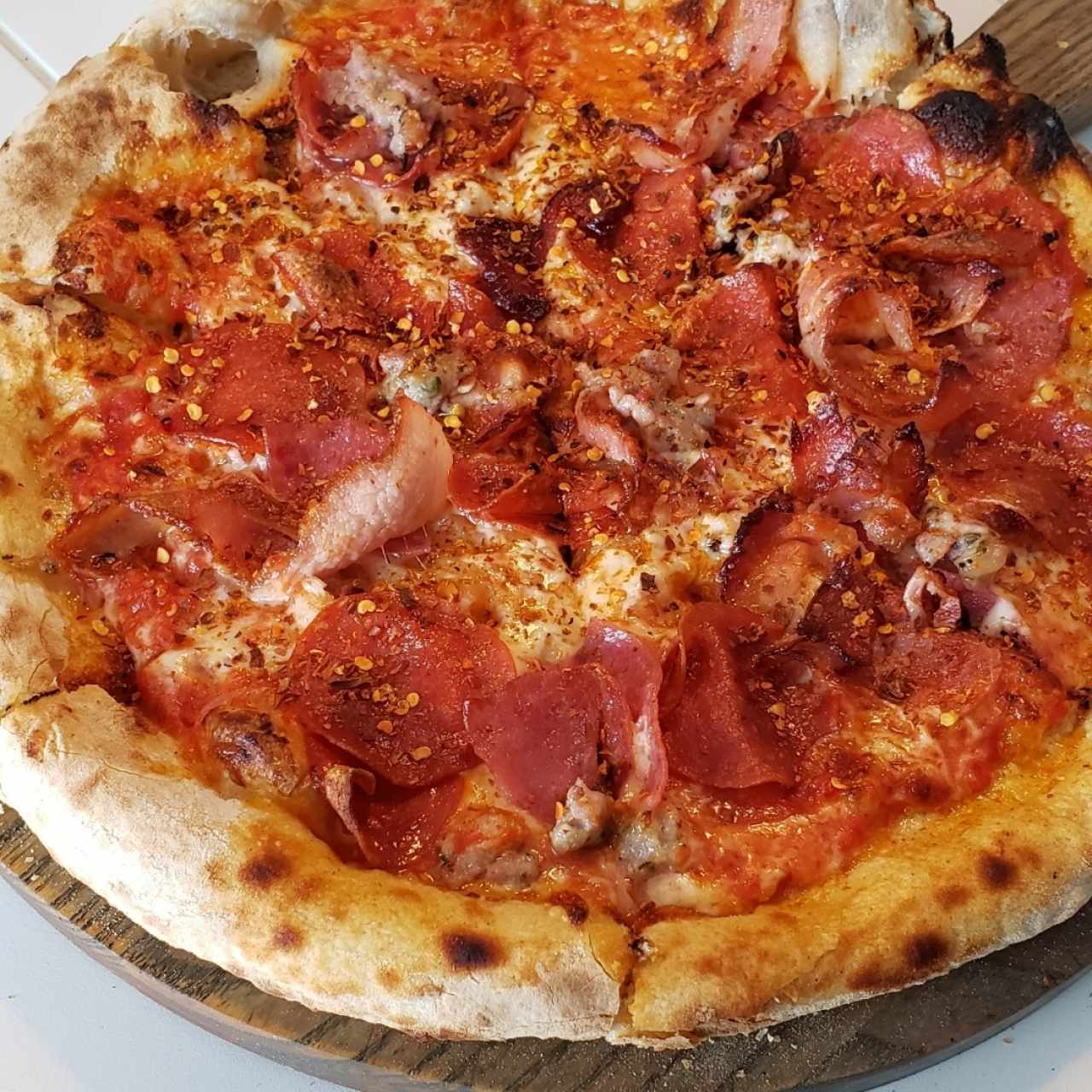pizza Carnivor