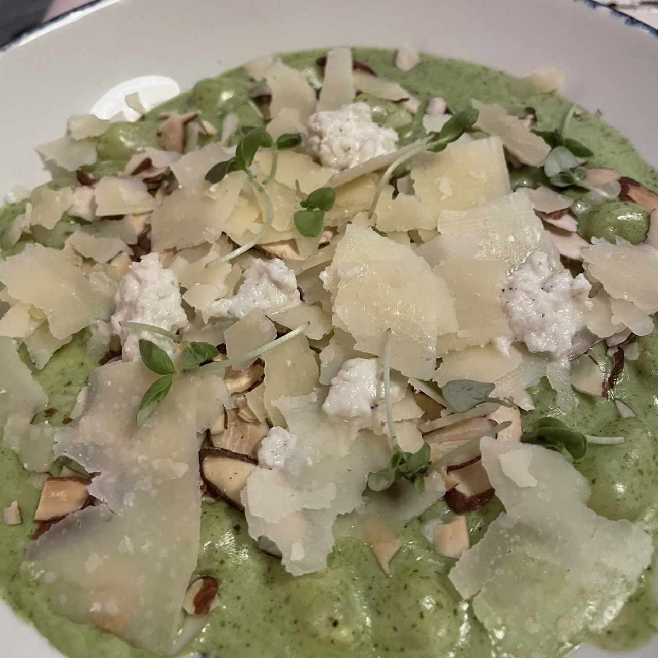 Gnocchi Al Pesto Rustico