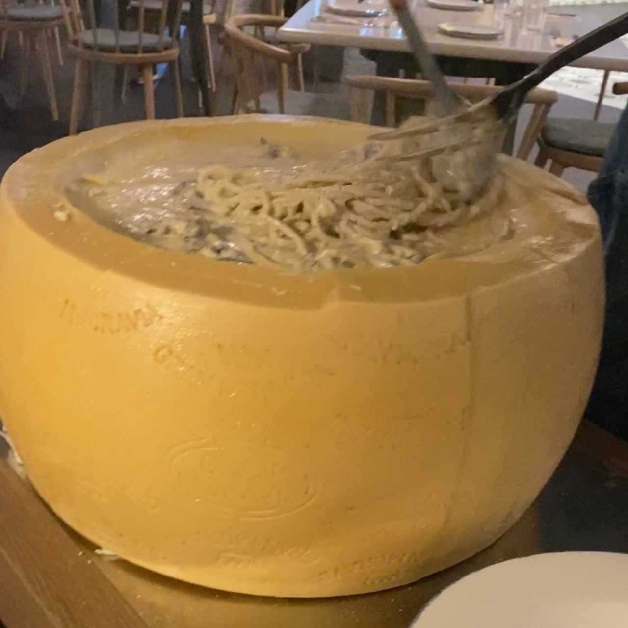 Rigatoni Ni Carbonara Ni Alfredo