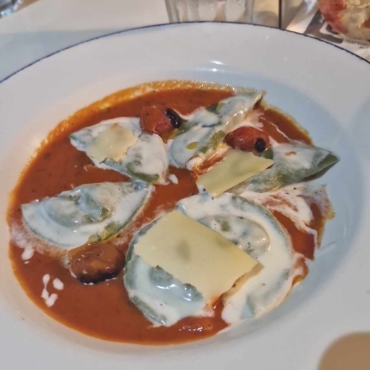Pastas - Mezzaluna Bosco