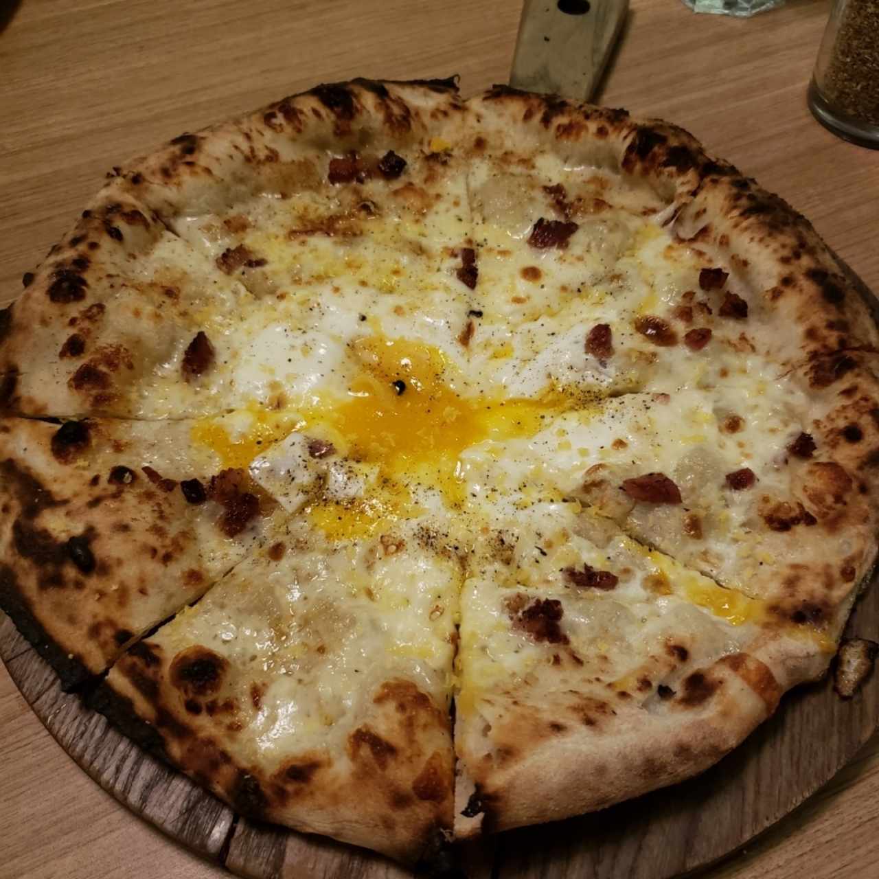 Pizza Carbonara