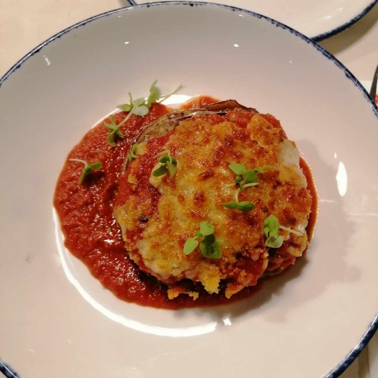 Berenjena con salsa de tomate nuy deli 💖