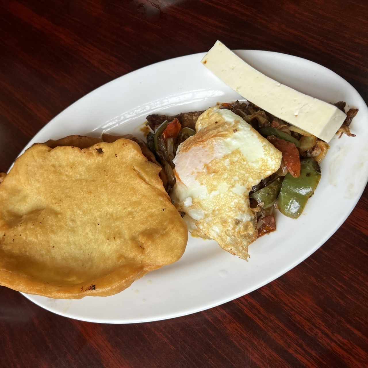 Desayunos - Bistec a Caballo