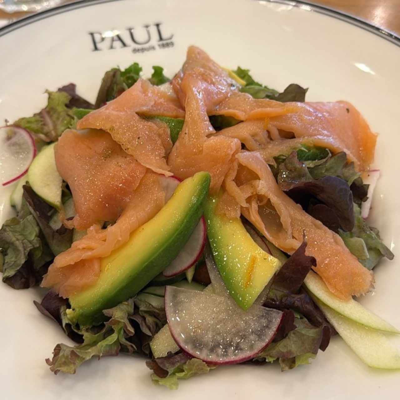 Salade au Saumon Fumé