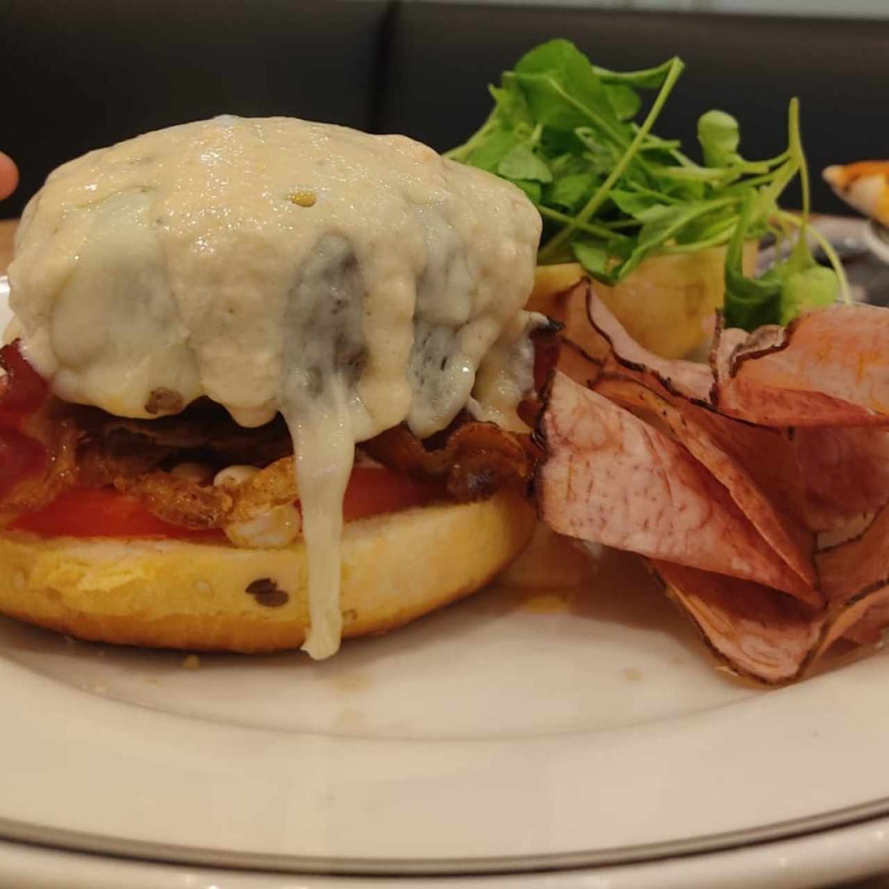 Hamburguesa LA MBAPPÉ.