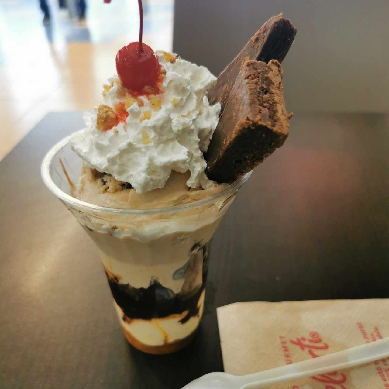 Sundae - Charlie Brownie