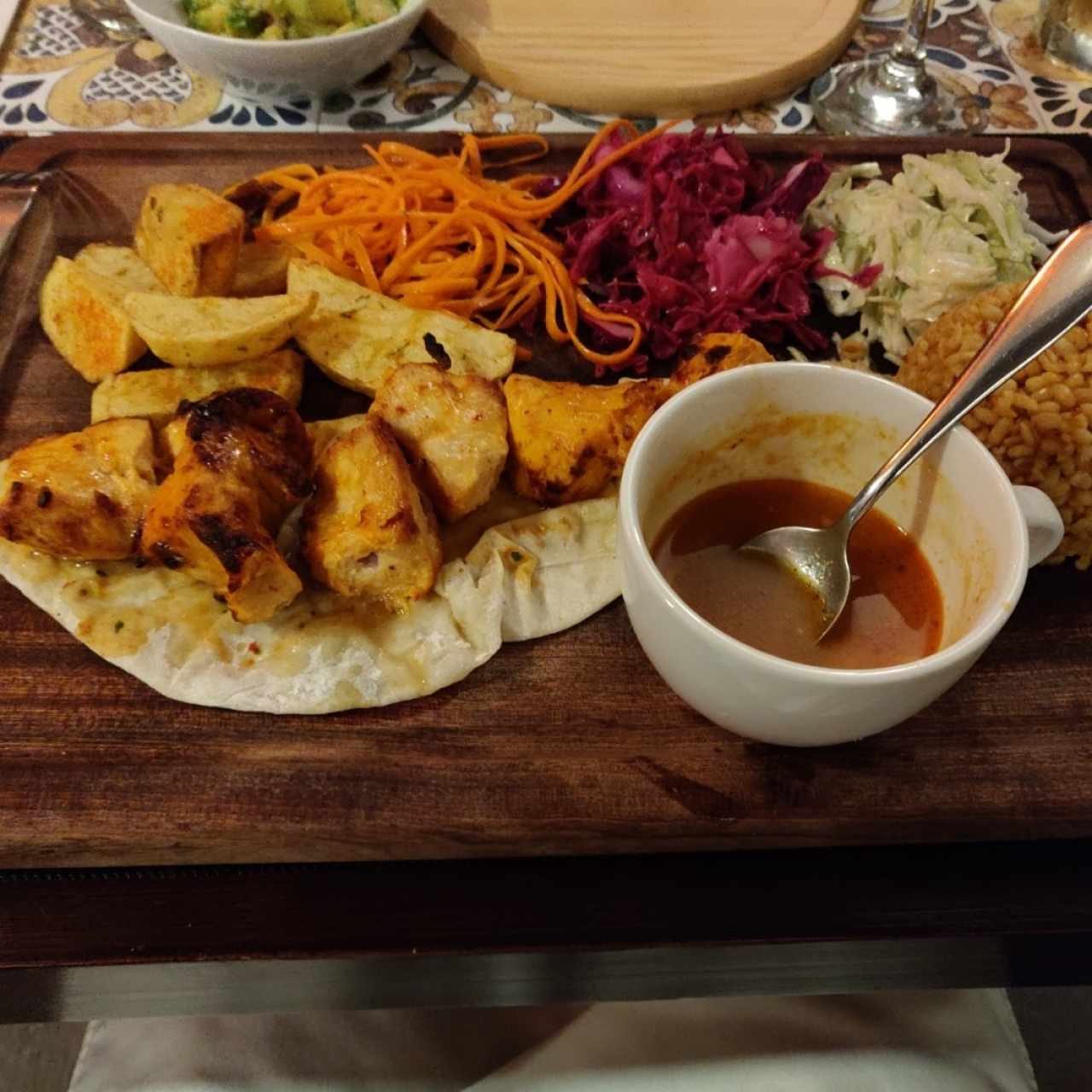 POLLOS / CHICKEN - Pollo Shish