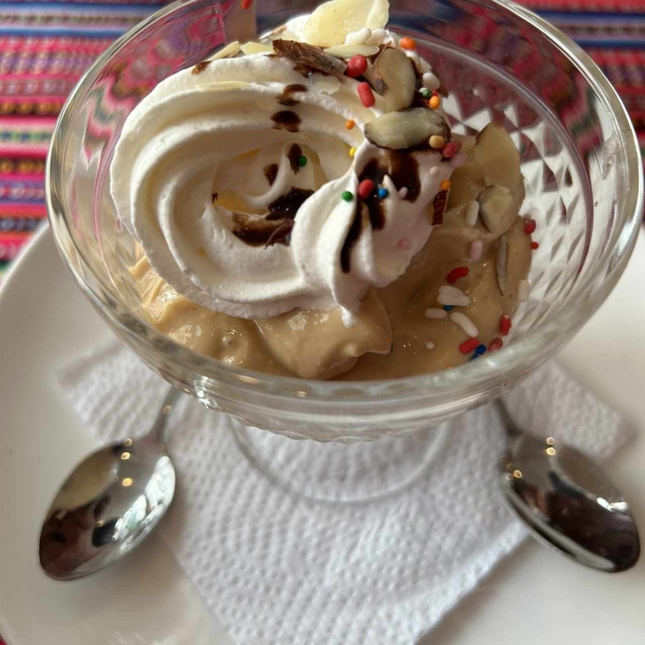 Postres - Suspiro Limeño
