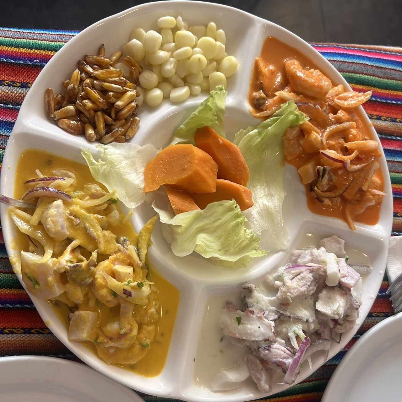 CEVICHE A LAS TRES CREMAS