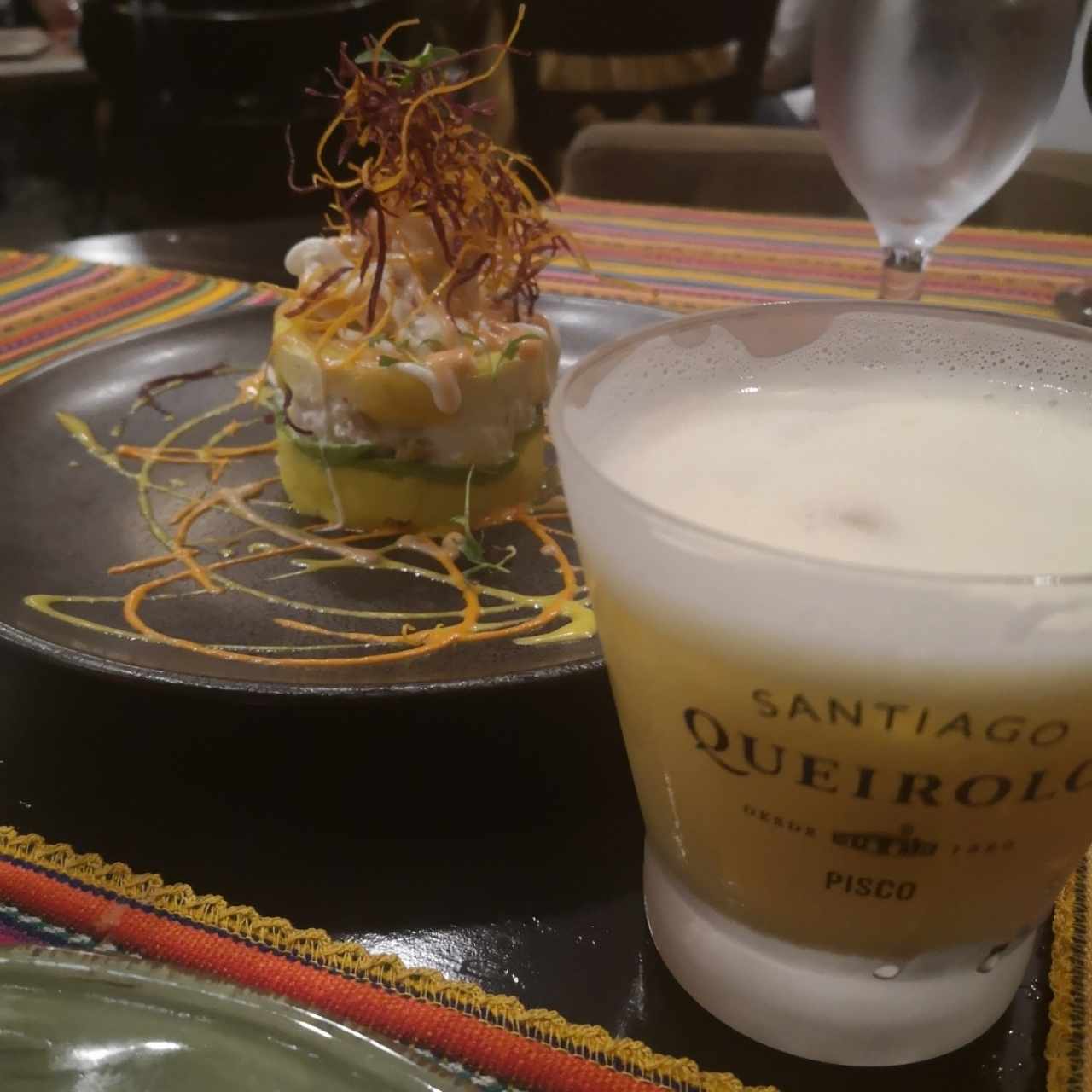 Causa limeña y Pisco de maracuya